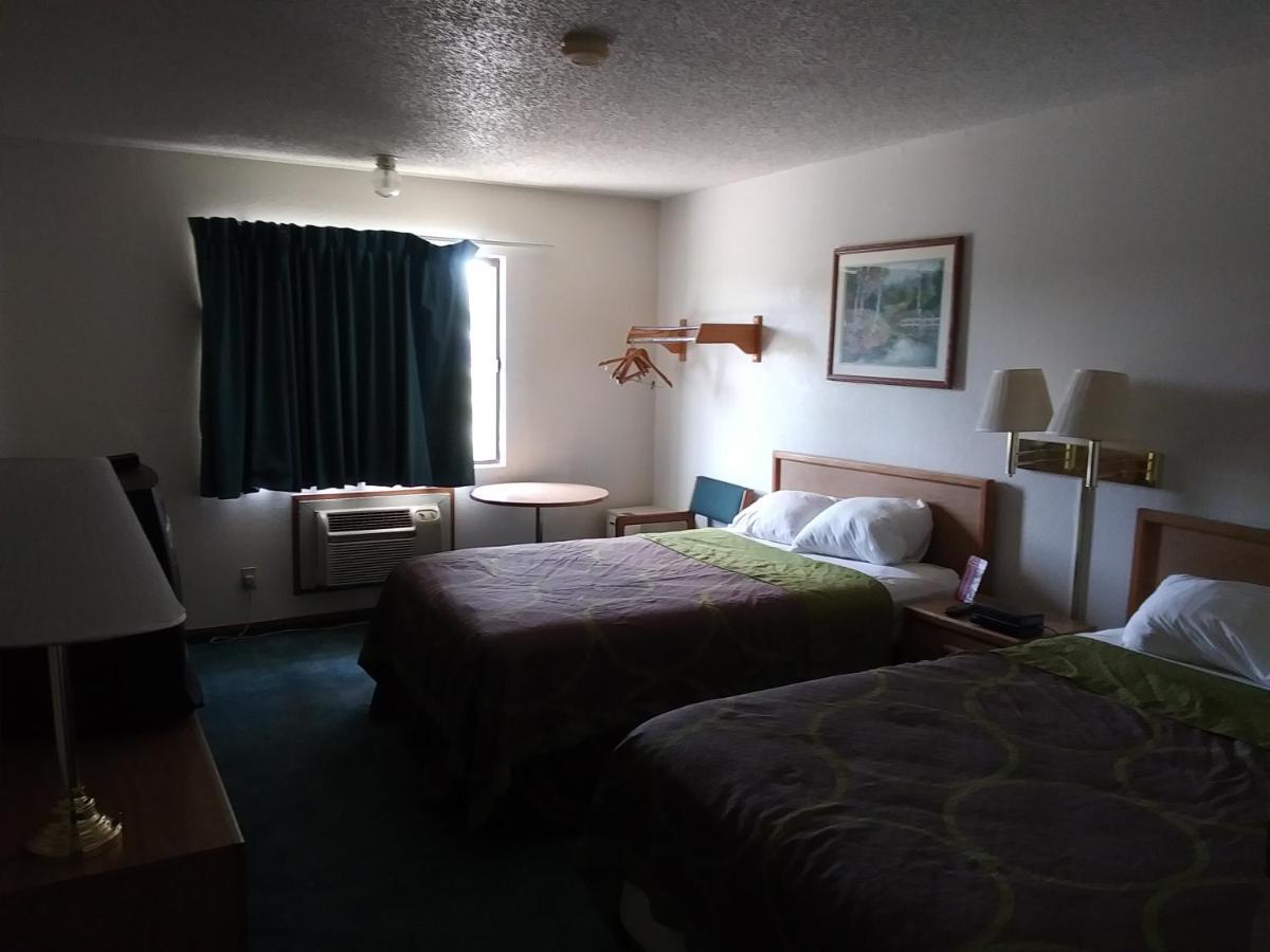 Amerihost Inn & Suites Kingdom City المظهر الخارجي الصورة